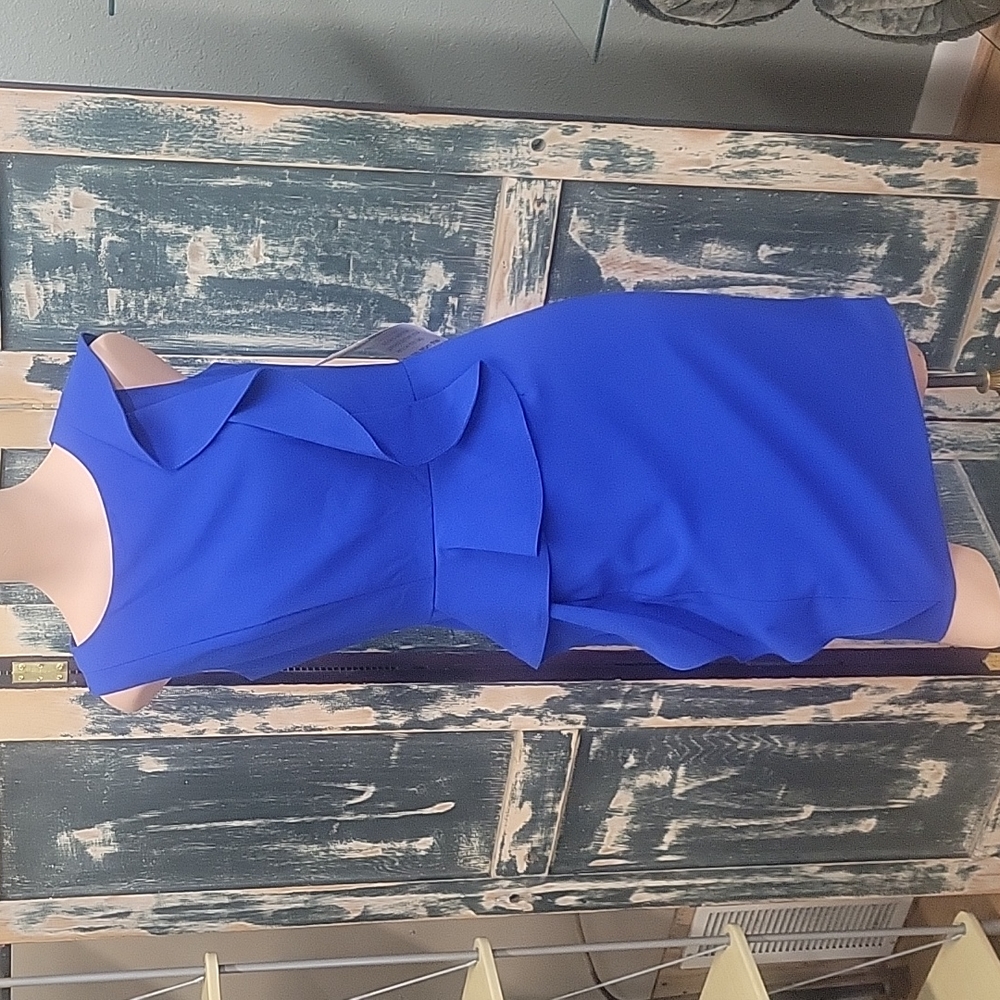 Gorgeous Calvin Klein dress size 6